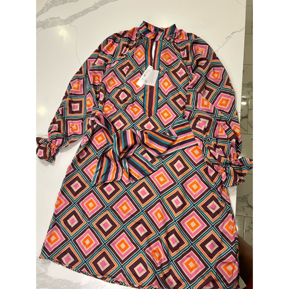 Trina Turk Sunburst Dress Dramatic Shirtdress Brookhaven Satin Georgette sz M - Picture 6 of 6